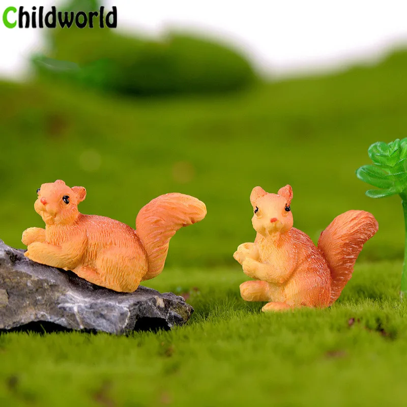 

2019 Popular Party Home Decoration Accessories Resin Cute Squirrel Miniature Fairy Easter Animal Garden Figurines Home Decor