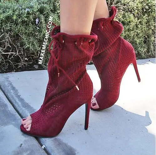 lace ankle boot socks