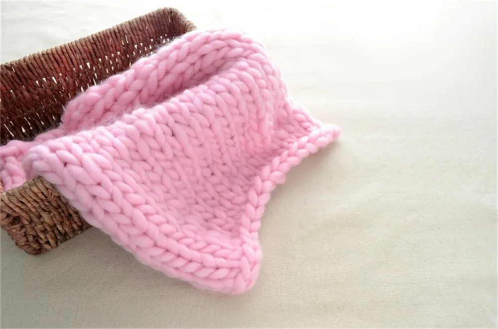 Baby-Knitted-Crochet-Blanket-Soft-Blankets-Mat-Newborn-Infant-Swaddle-Wrap-Baby-Boys-Girls-Photography-Props (4)