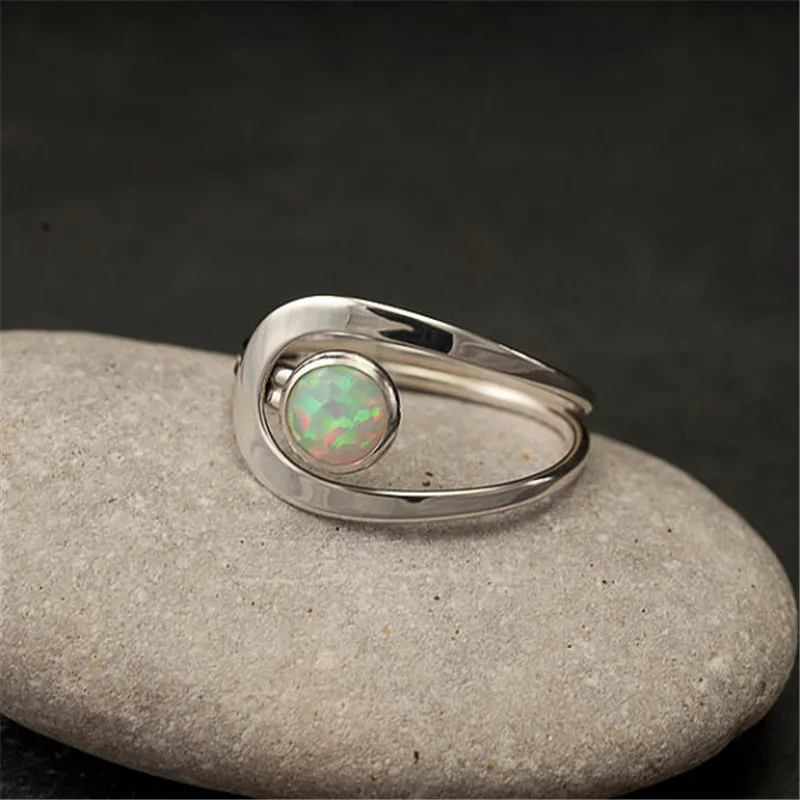 

White Fire Opal Ring Romantic Cool Trend Opal Ring Silver Color Rings For Women Commitment Jewelry Anillos Mujer Bague F5X732