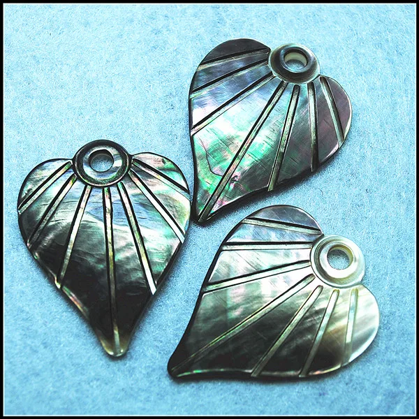 

3pcs natural black shell pendants carving black lips of shell beads charms pendants nature mother of pearl