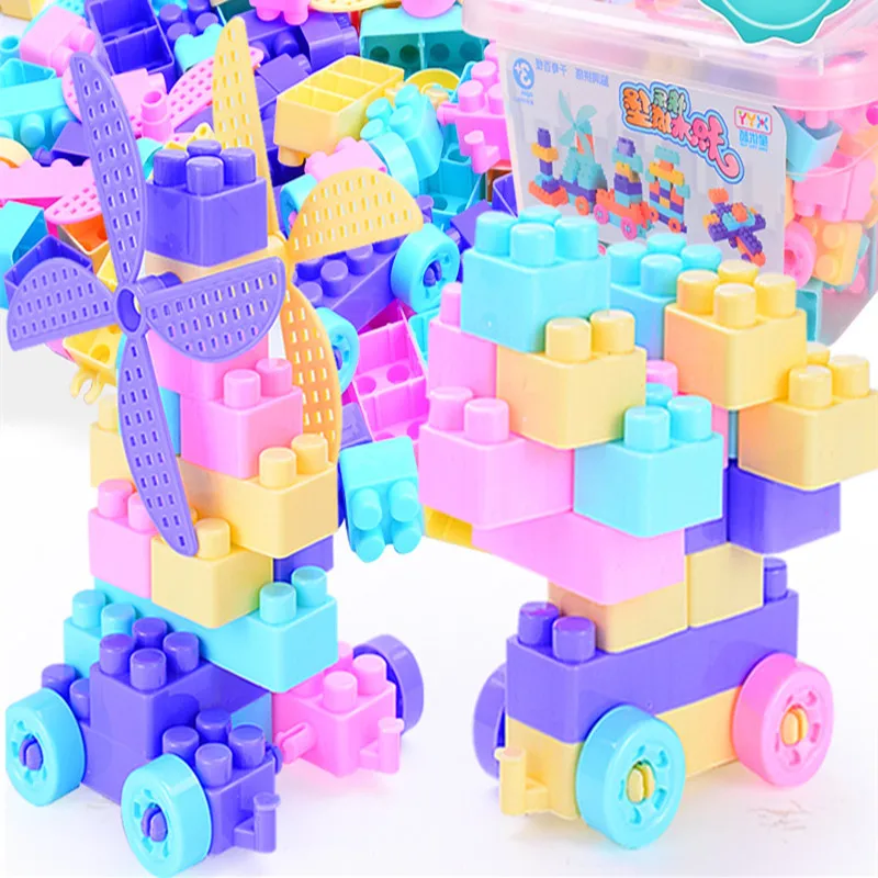 

Creative Enlightenment of Children's Assembly of Plastic Large Particle Building Blocks