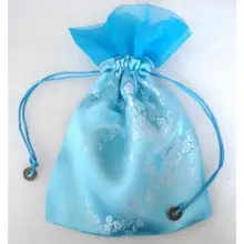 Футляры для ювелирных изделий