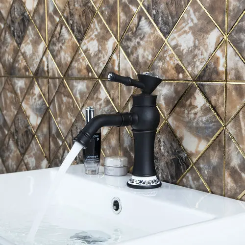 Short Kitchen Torneira Diamond Handle Swivel 360 Spray Spout Oil Rubbed Black Bronze 97103 Basin Sink