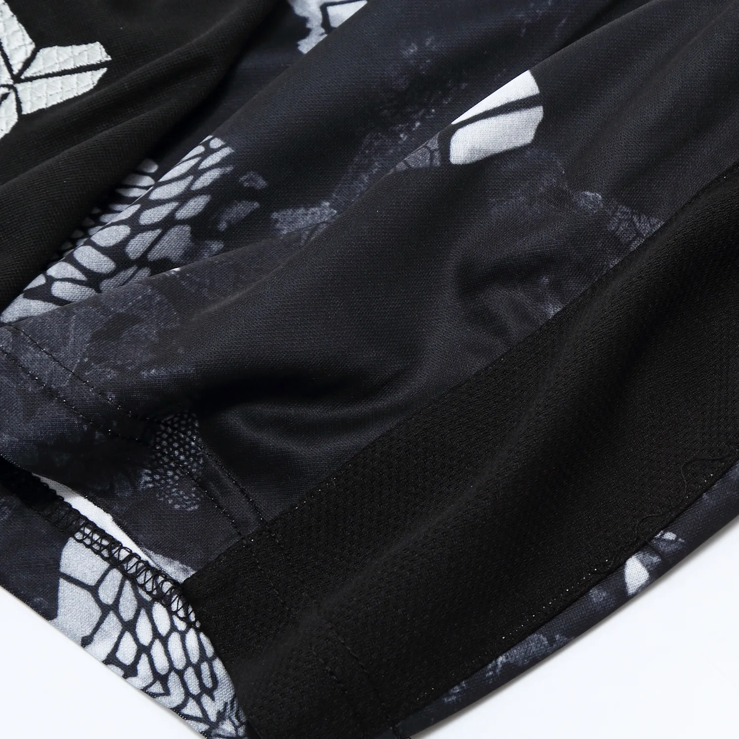 SYNSLOVE дизайн черная сторона тренировочный баскетбольный мяч kobe bryant живопись спортивные шорты свободные половина длины плюс размер с двойным карманом