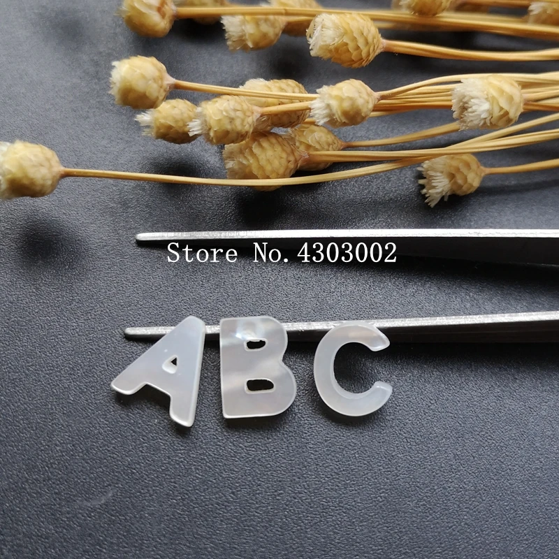 

20pcs/lot A-Z 26 Letters Natural White Mother of Pearl shell for DIY Jewelry Alphabet Letter MOP Pearl shell Beads