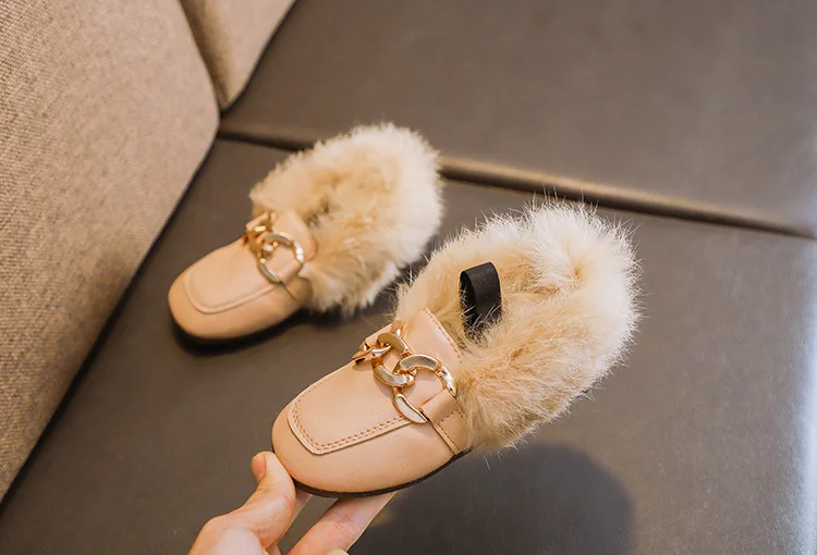 Mumoresp/новая осенне-зимняя хлопковая обувь для девочек Теплые Пушистые Меховые детские лоферы с металлической цепочкой, мальчику шлепанцы Детские Лоферы 21-30