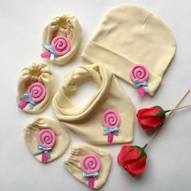 Для новорожденных милый варежки Анти-Царапины наборы хлопковый мягкий теплый варежки для новорожденных, шляпа, нагрудник 4 шт наборы с варежками - Цвет: Lollipop
