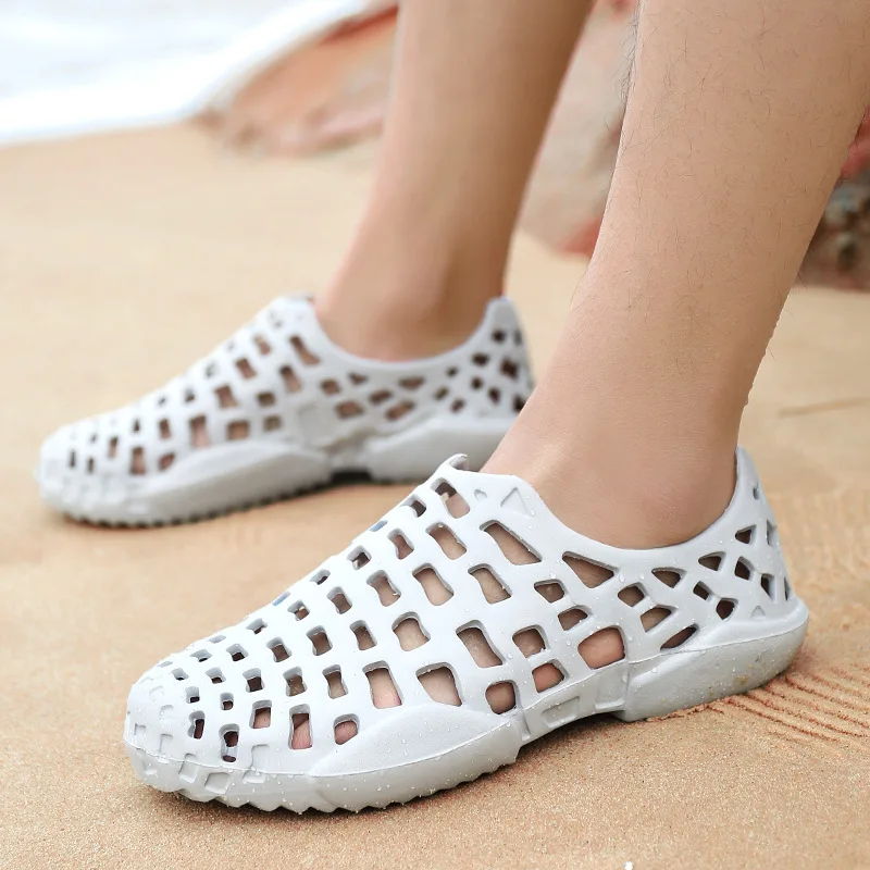 

Unisex Beach Flats Hollow Out Couple Beach Sandal Mules Footwear Summer Leisure Hole Shoes Woman Man Sandalias Lover Mujer Shoes
