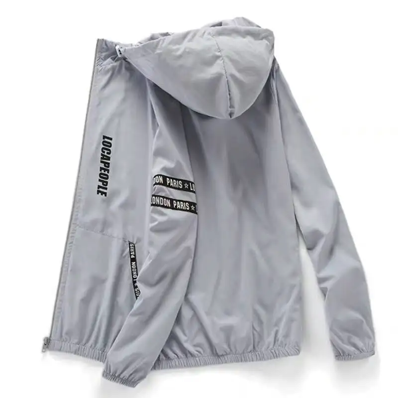 

Summer Sunscreen Windbreaker Jacket Men Plus Size Ultralight Reflective Mens Jackets Autumn Wind Breaker Men's Coats