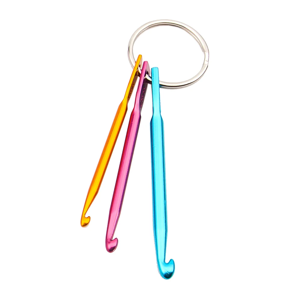 

3 Sizes in 1 Set Portable Multicolor Crafts Knitting Needles Crochet Hook Aluminum Keychain Metal Hook Weave Sewing Cross Stitch