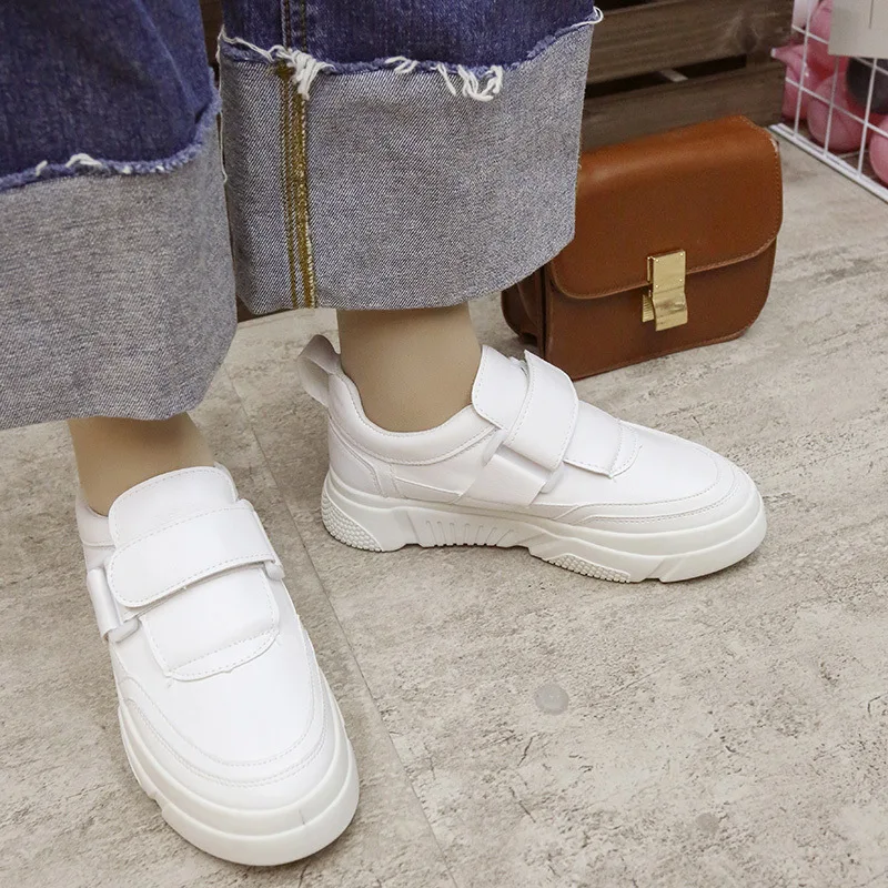 

New casual shoes female Korean wild sneakers women Female breathable women's shoes
