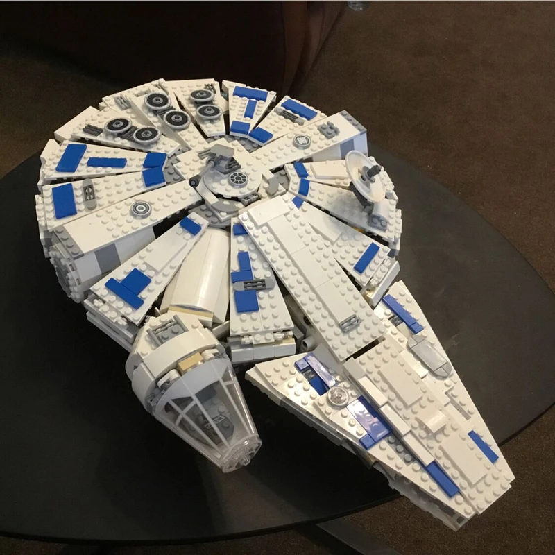 

Lepin 05142 1584PCS Kessel Run Millennium Falcon Sets Model Building Blocks Bricks Kits Compatible Legoing 75212 Boys Toys Gifts