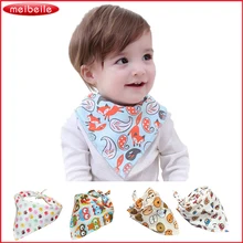 Милый мультфильм печатных букв детские нагрудники новорожденного хлопок Мягкий Треугольники нагрудник слюны Полотенца малыша слюнявчик вязаная бандана