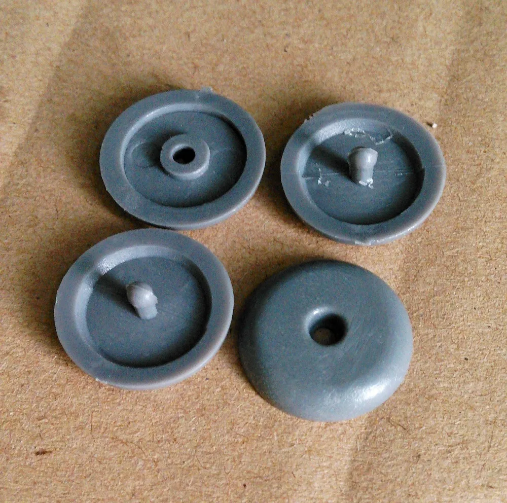 30 pcs Car Seat Belt buckle Retainer / Seatbelt Stop Button clips grayin Auto Fastener & Clip