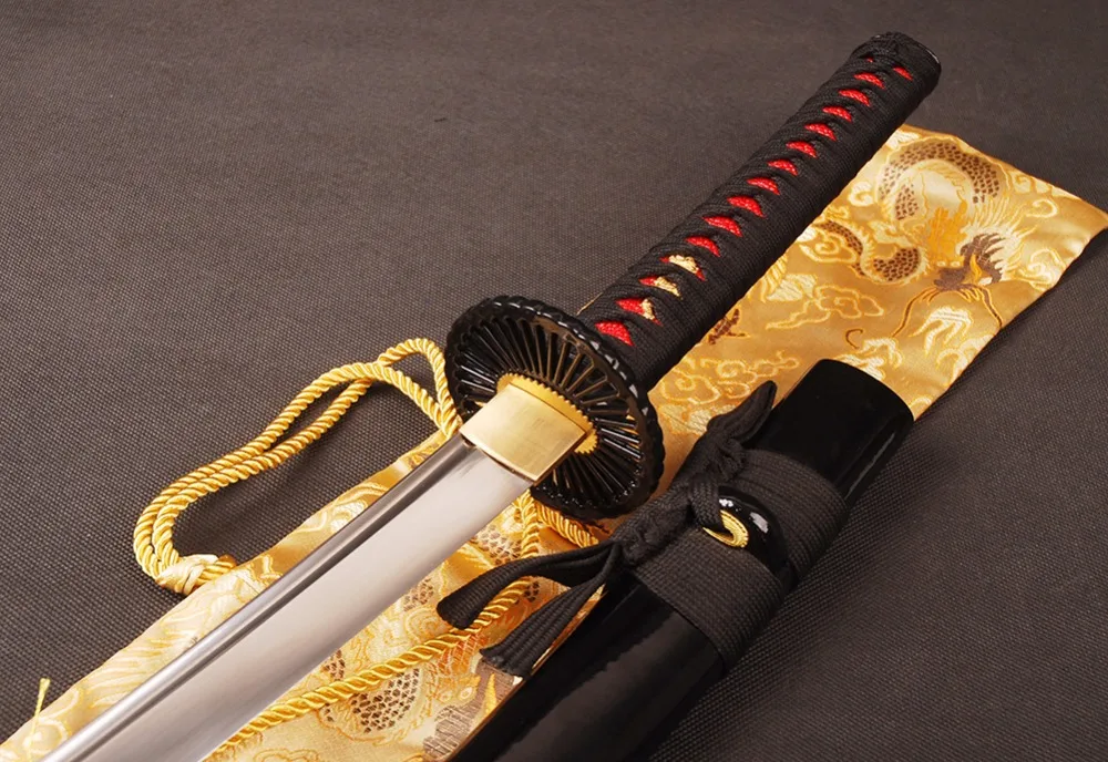 меч саске. острые катаны. японская сабля катана. острые катаны. японская катана настоящая.