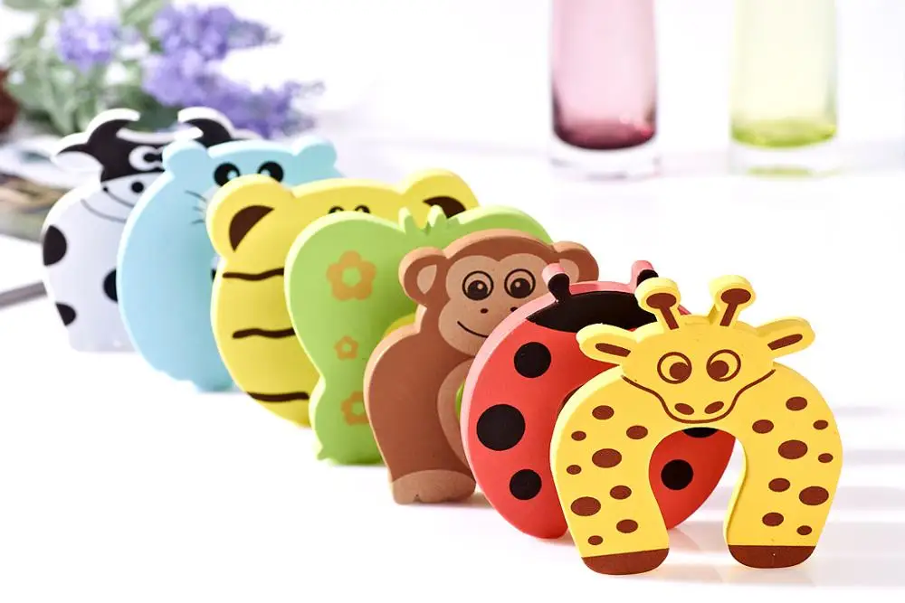 7Pcs/Lot Protection Baby Safety Cute Animal Security Door Stopper Baby Card Lock Newborn Care Child Finger Protector