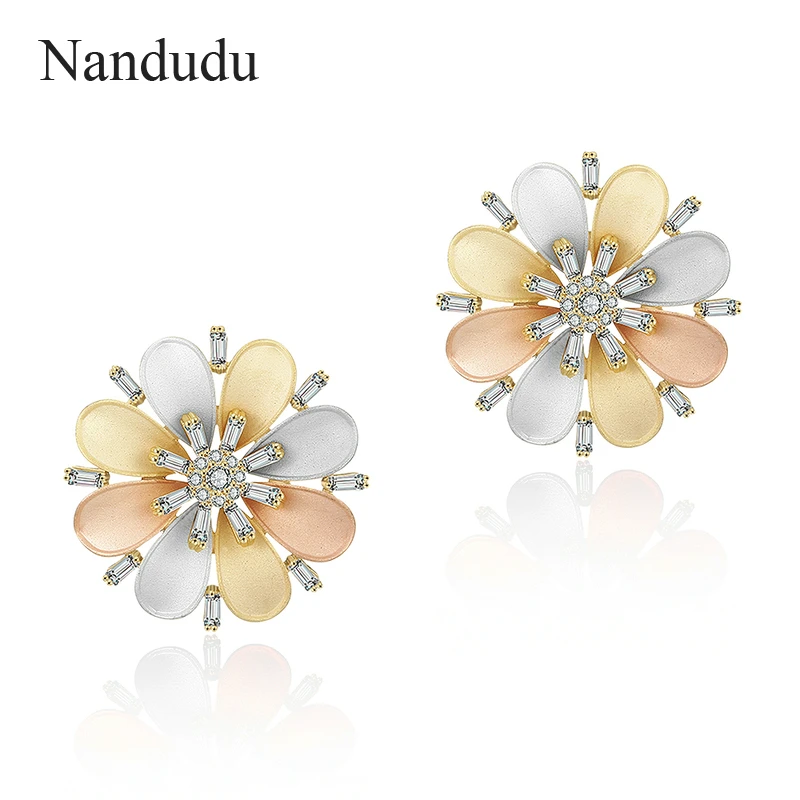 Nandudu Colorful Brass CZ Flower Earrings For Women Fashion Cubic Zircon Copper Tricolor Gold Color Stud Earrings Gift CE459