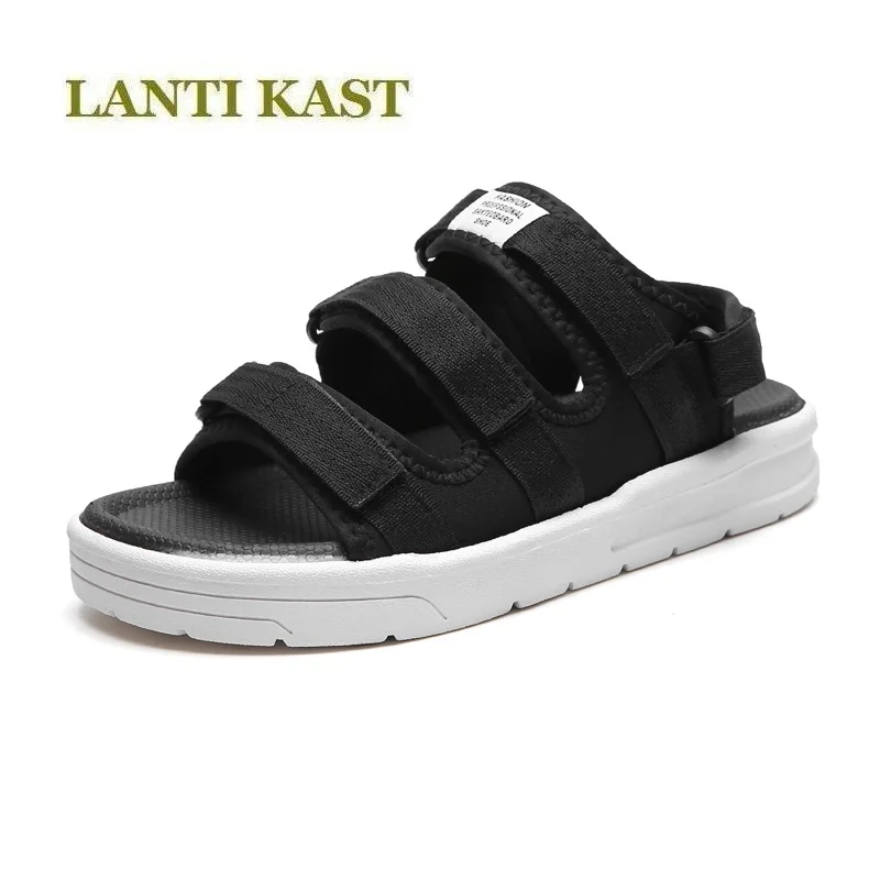 

2018 new Summer Youth outdoors Comfortable hook loop agrafe Sandals Men's recreational outdoor beach shoes