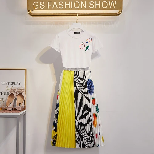

Women Embroidery Cotton Tshirt Tops+elastic Waist Print Draped Maxi Skirts set for women Two Pieces Clothing Sets