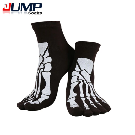 Image 2015 Punk Rock Men s Toe Socks Skull Design Hip Hop Cotton Sock Coolmax high quality sports Socks 6 Color