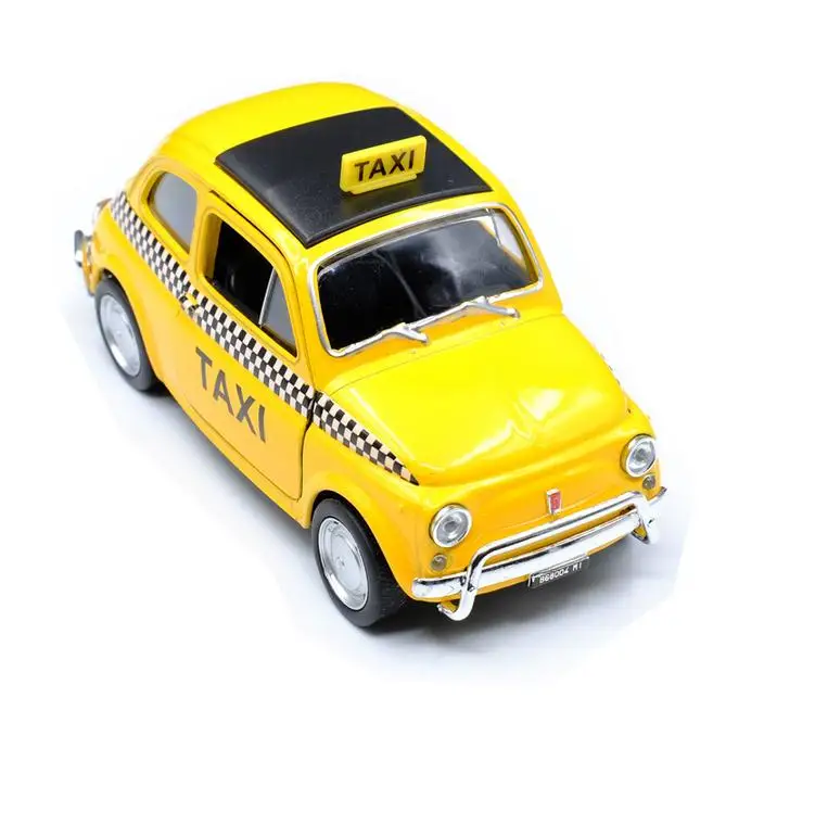 1:36 Масштаб высокая имитация сплава Модель автомобиля Fiat 500 такси вытяните назад