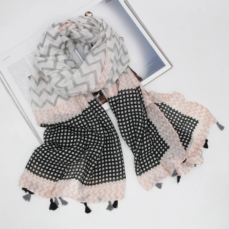 

Printing women viscose lightweight scarf season's wraps hijab foulard bandana wholesale cheap price LL190612