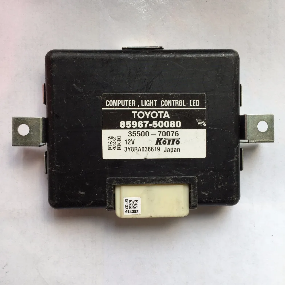 KOITO 35500 70076 TOYOTA 85967 50080 COMPUTER LIGHT CONTROL LED-1