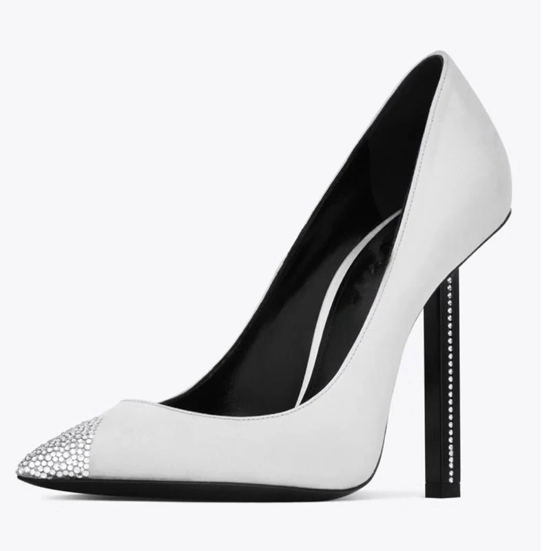 Knsvvli/туфли на высоком каблуке со стразами и острым носком; женские пикантные черные атласные туфли для торжеств; женские туфли-лодочки на тонком каблуке с кристаллами и шипами; сезон осень - Цвет: White Satin