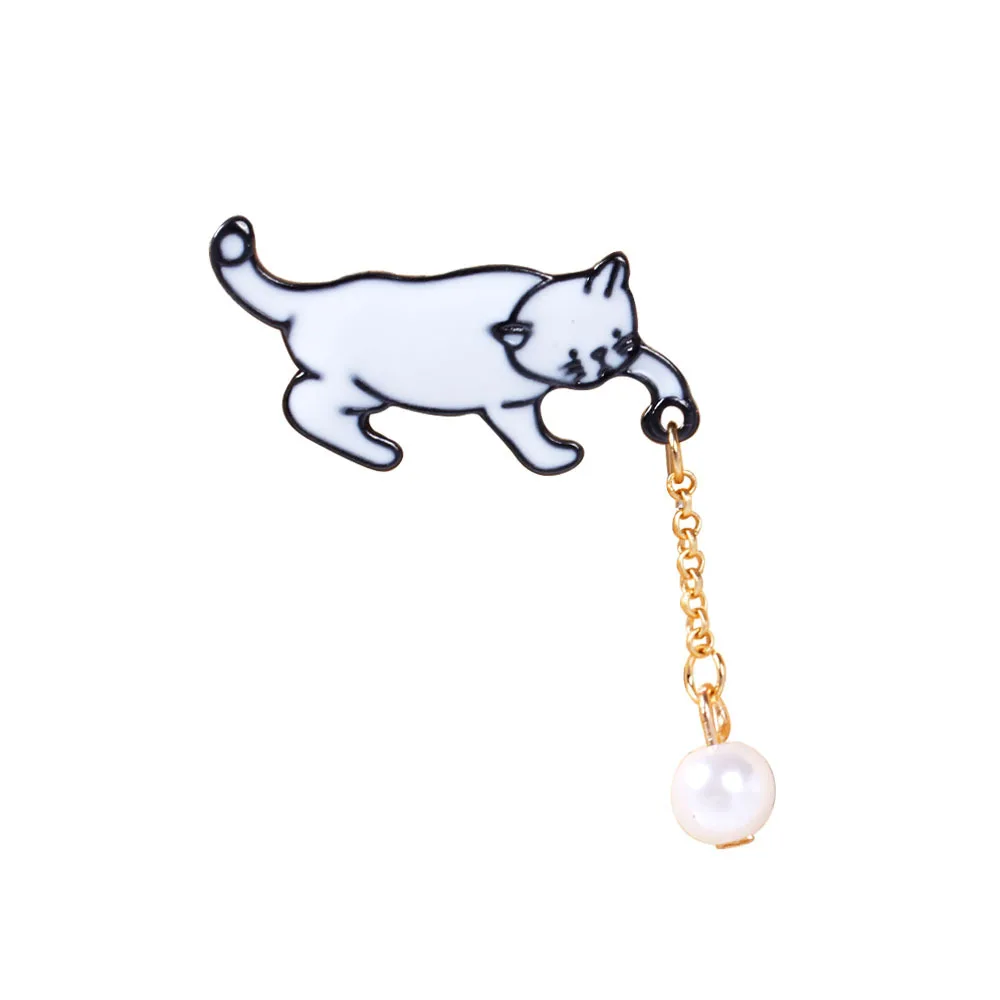 

Imitation Pearl Chain Cute White Cat Catching Ball Funny Cool Summer Enamel Metal Brooch Pin Button Badge Jean Women Jewelry