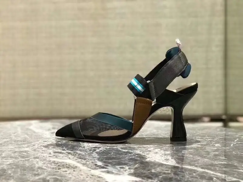 Весенне-летние, воздушные, сетчатые свадебные туфли Для женщин на высоком каблуке, острый носок взлетно-посадочной босоножки с вышивкой; женские туфли с мозаичным рисунком