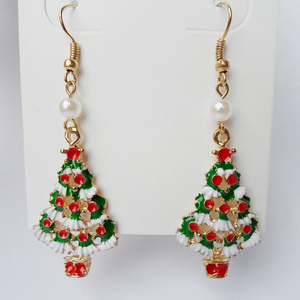 

2015Celebrate Christmas ,new Christmas earrings ,Christmas tree ornament snow and red fruit pendant,Add pearl long pendant