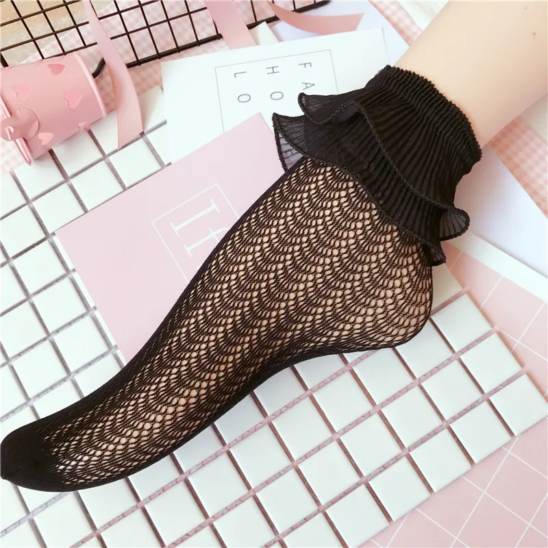 2017 Women Girls Chiffon Ruffle Frilly Ankle Socks Hollow Harajuku Cute Vintage Retro Floral Lady White Fishnet Wedding Summer
