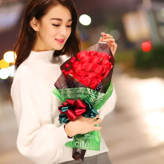 romantik kız ile ilgili görsel sonucu