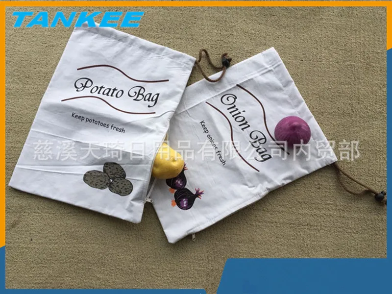 2759749504_1194717209