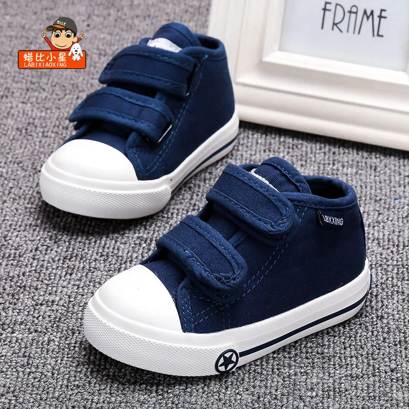 baby boy white canvas shoes
