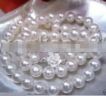 

Pretty! 10-11mm White Akoya Cultured Pearl Necklace 18"