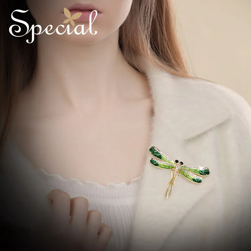 

Special New Fashion Enamel Brooches Pin Lovely Dragonfly Brooch Bouquet Insect Wedding Jewelry 2018 Gifts for Women S1733B
