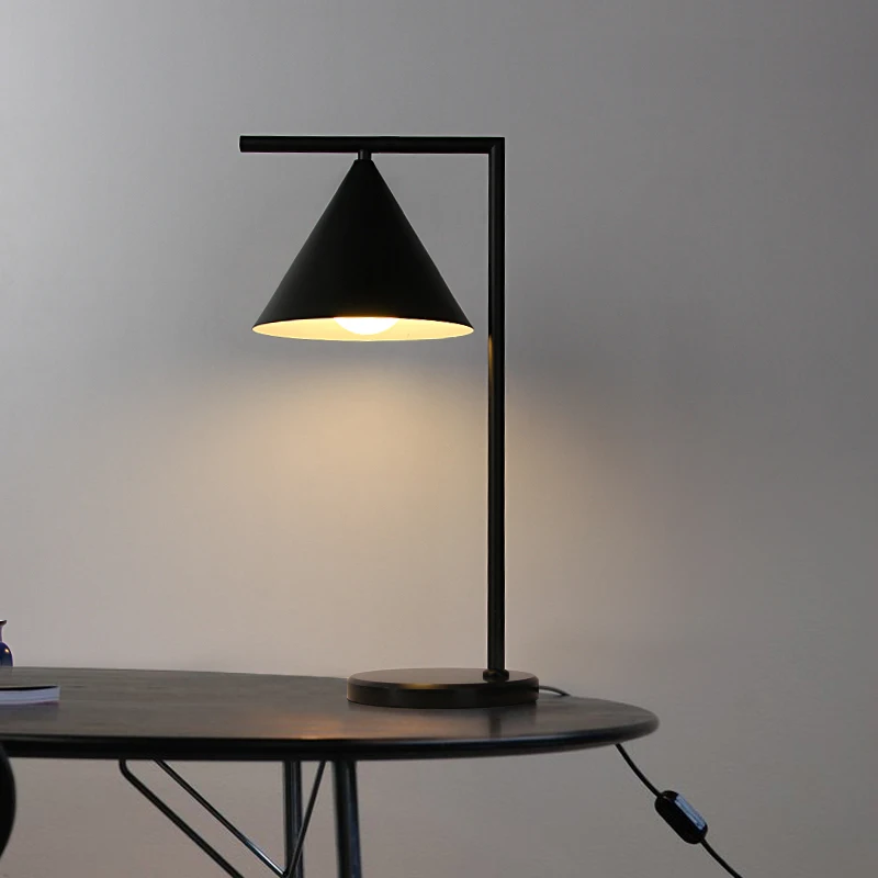 Настольная лампа для чтения в скандинавском стиле светодиодная настольная