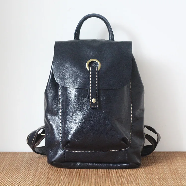 

2017 Vintage Genuine leather women smooth surface water washing backpack lady's cow leather Leisure knapsack cowhide school pack