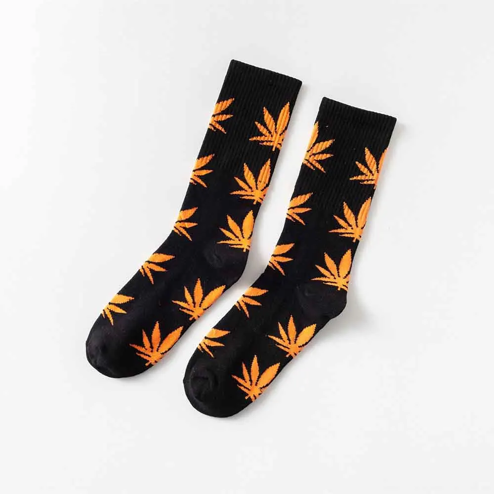 Модные удобные хлопковые носки высокого качества; 1 пара; повседневные длинные носки с листьями кленового листа; сезон осень-зима - Color: 7