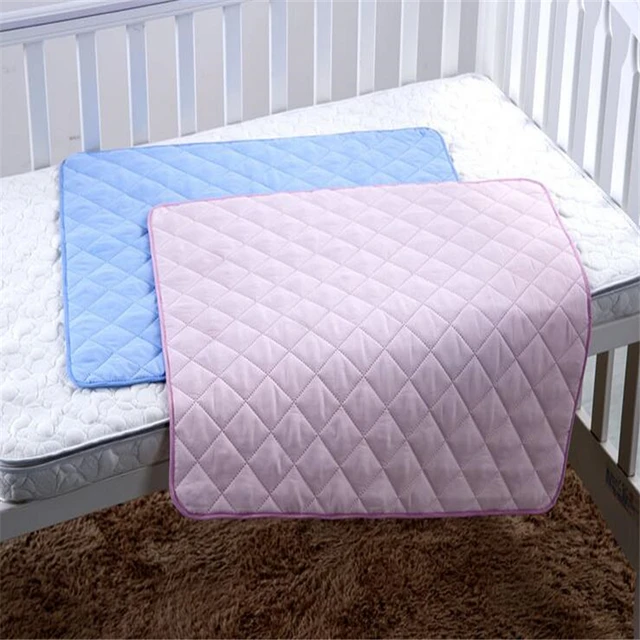 High Quality Instantaneous Absorb Urine Infant Changing Pads Backside