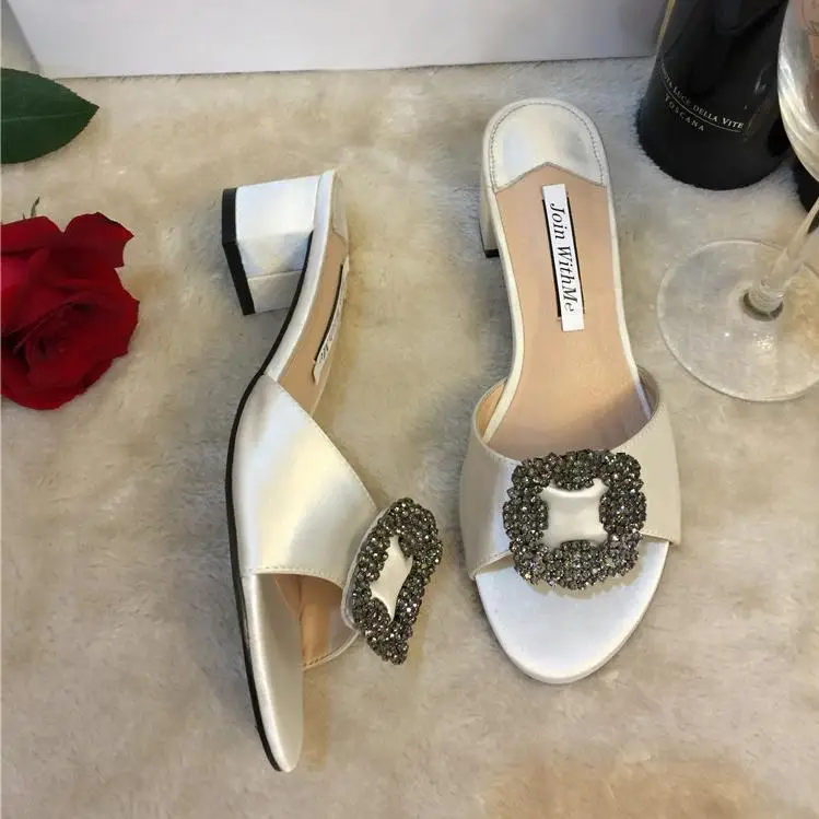 

Rhinestone Leather Slippers Women Med Heels Shoes Women Summer Slides Buty Damskie Outdoor Ladies Shoes Sandalias Mujer 2019