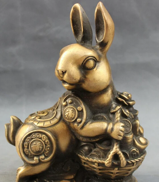 

JP S0608 Chinese Bronze Folk Year Zodiac Wealth Coin Fu Rabbit Statue Animals Sculpture