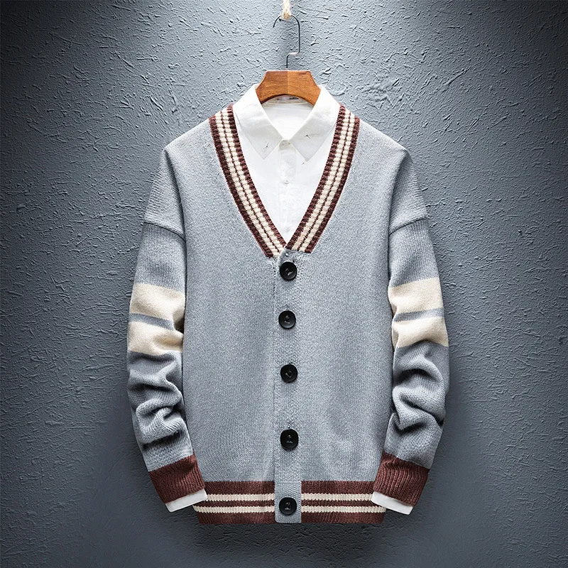 

2019 new cardigan sweater. Fashion stitching design. Men's sweater