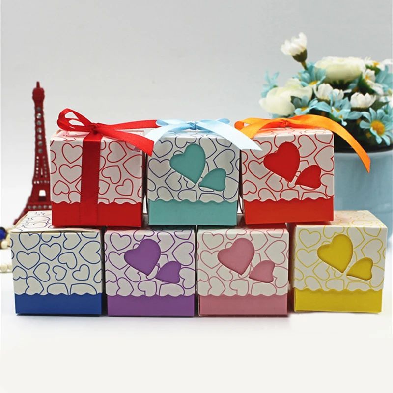 

10pcs/lot Top Quality Love Heart Small Laser Cut Gift Candy Boxes Wedding Party Favor Candy Box With Ribbon Decor