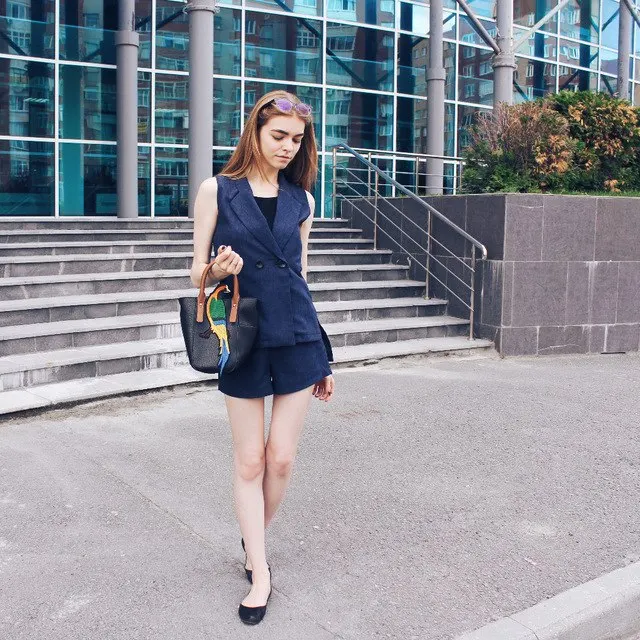

2018 Korean Version Cotton Hemp Women Shorts Sleeveless Vest Two Sets Thin Wear Double Breast Lady Suit Femme