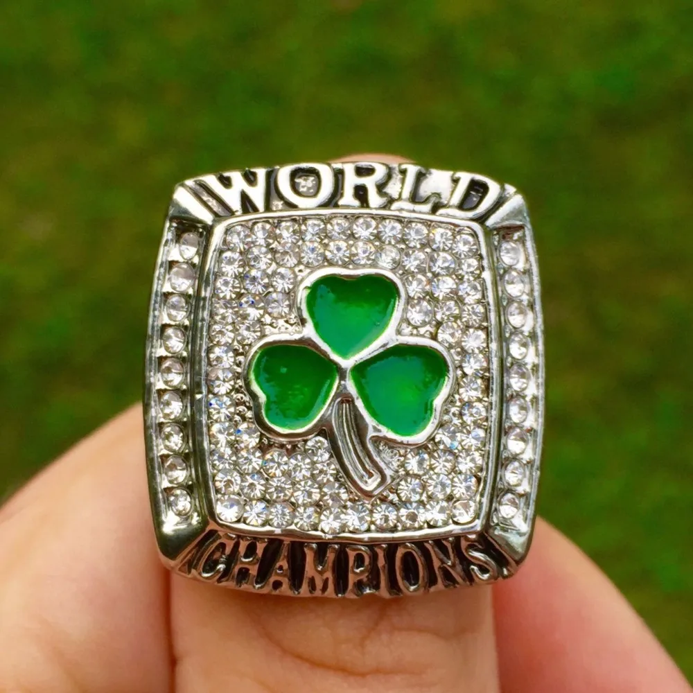 Prix pour Promotion des ventes 2008 Boston Celtics Basket-Ball Réplique Championnat Anneau pour les Fans de Sport Prix pour Promotion des ventes 2008 Boston Celtics Basket-Ball Réplique Championnat Anneau pour les Fans de Sport