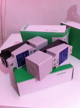 

New original XS8C40DP210 Warranty For Two Year