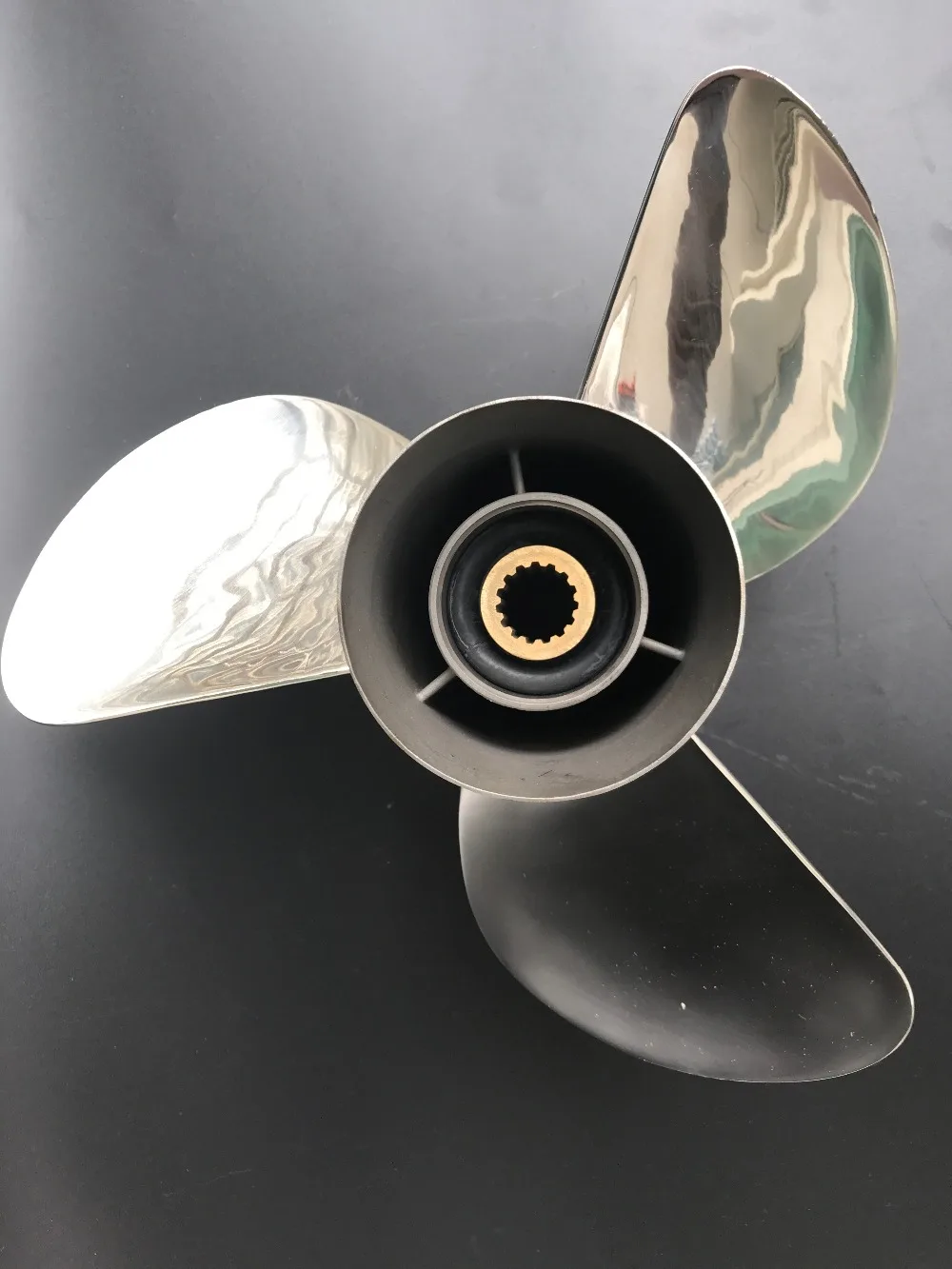 13 1/2x15 For 90HP 140HP EVINRUDE propellers STAINLESS STEEL Propeller